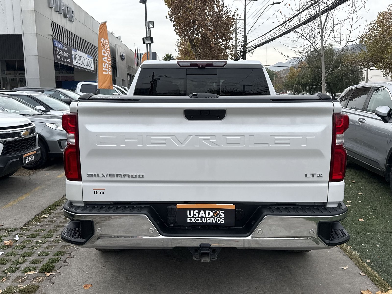 Chevrolet SILVERADO CC DCAB 4X4 5.3 AUT 2020 - Imagen 7 de 15