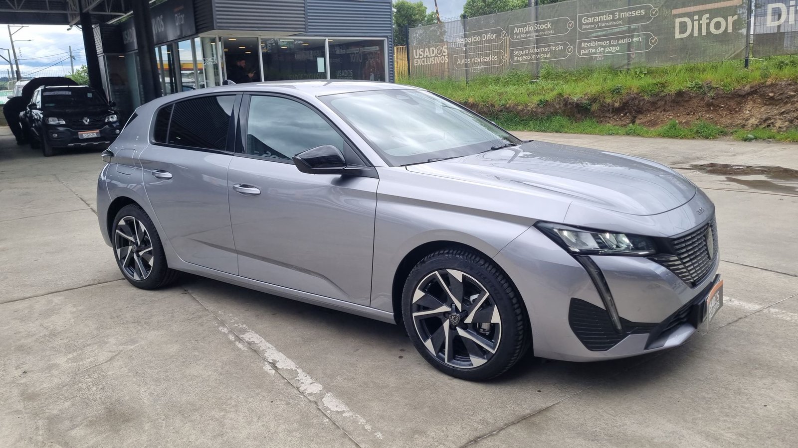 Peugeot 308 PURETECH 1.2 AUT 2025 - Imagen 5 de 15