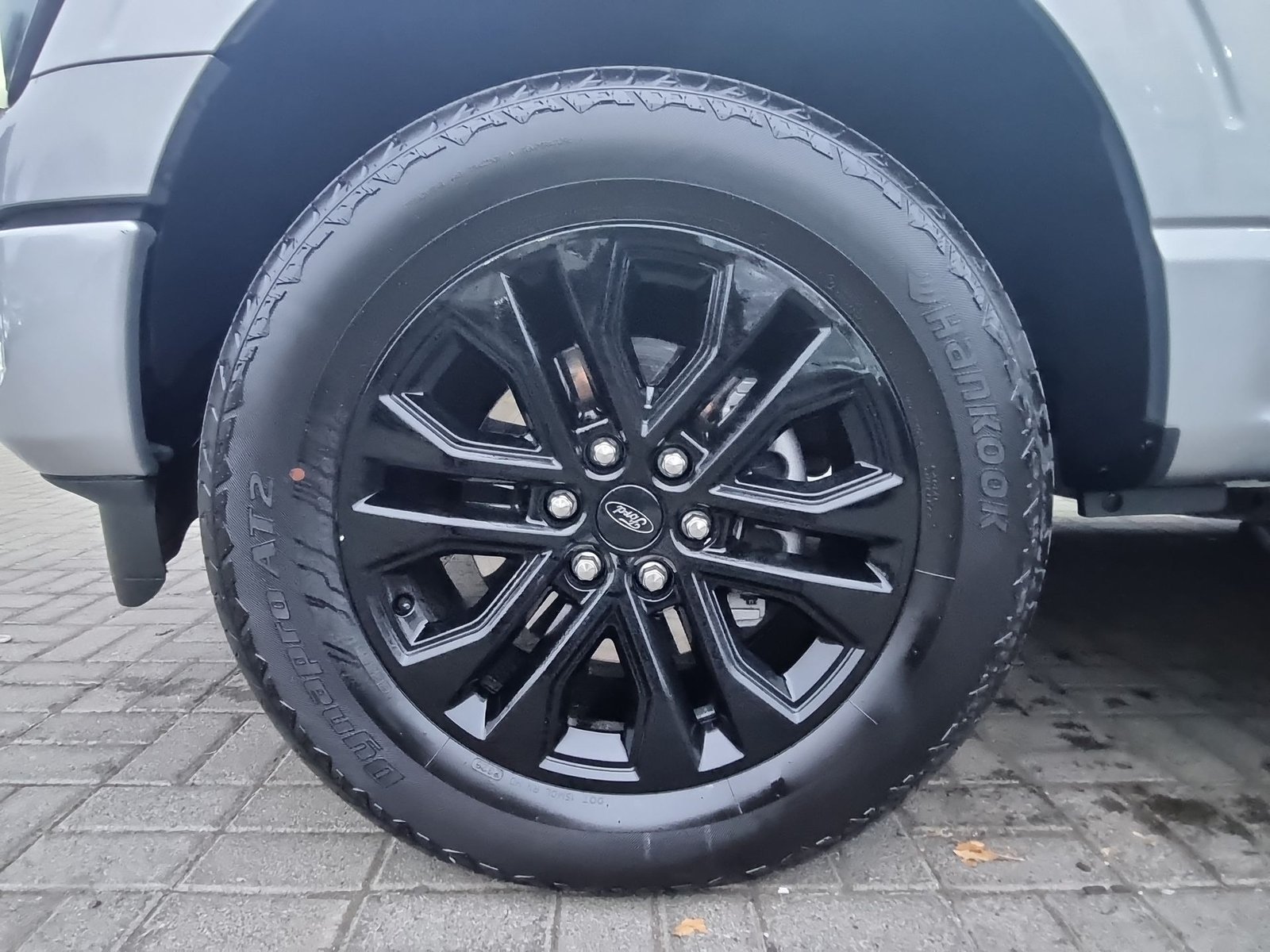 Ford F-150 F150 LARIAT BLACK 4X4 5.0 AUT 2025 - Imagen 16 de 20