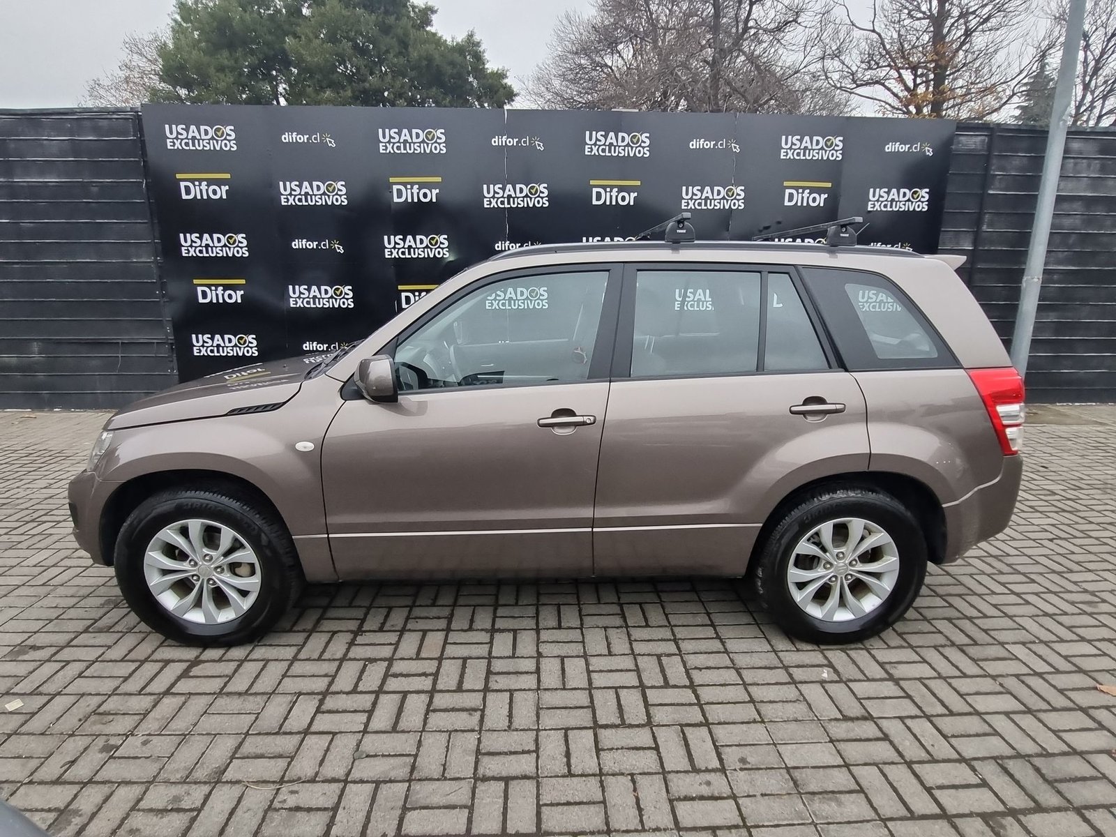 Suzuki GRAND NOMADE GLX 2.4 2019 - Imagen 5 de 15