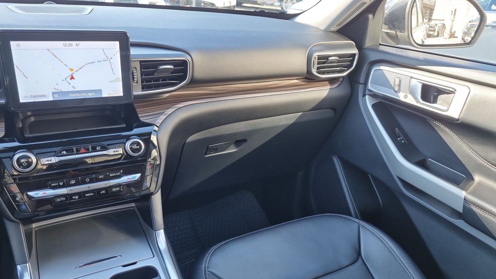 Ford EXPLORER ECOBOOST LTD 2.3 AUT 2023 - Imagen 11 de 15