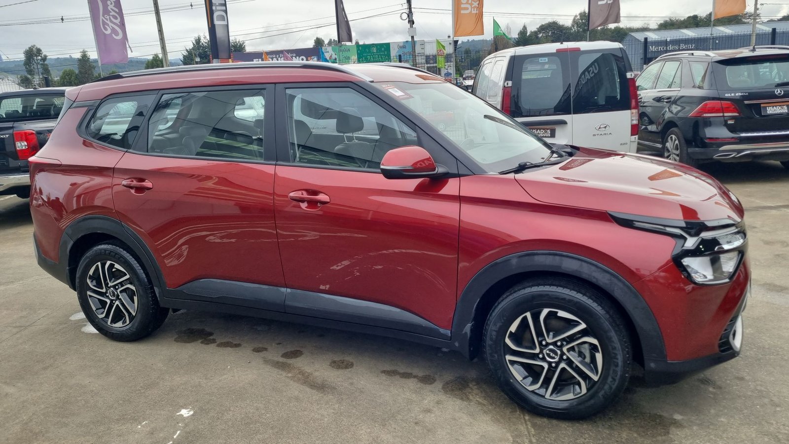 Kia CARENS EX 1.4 AUT 2024 - Imagen 5 de 20