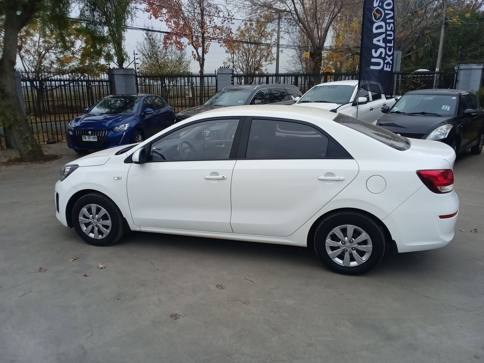 Kia SOLUTO LX 1.4 2022 - Imagen 5 de 15