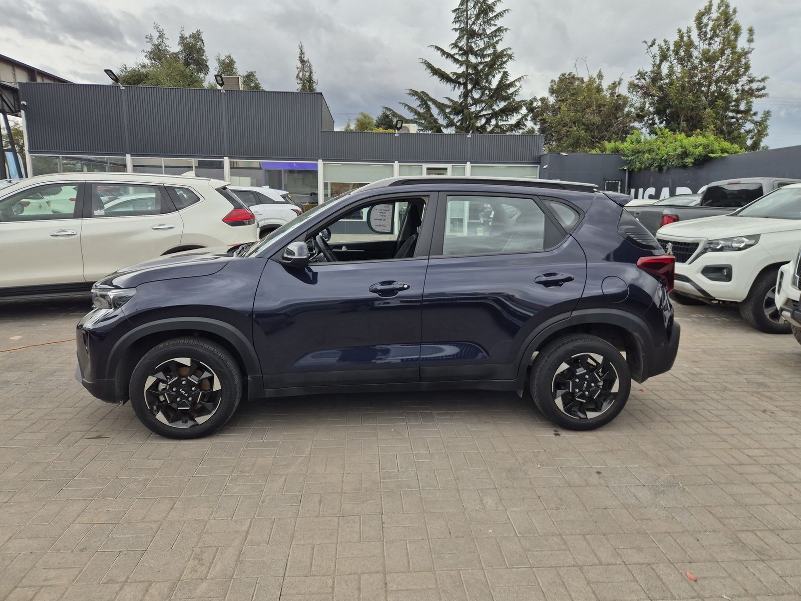 Kia SONET EX 4X2 MT 1.5 2025 - Imagen 6 de 20