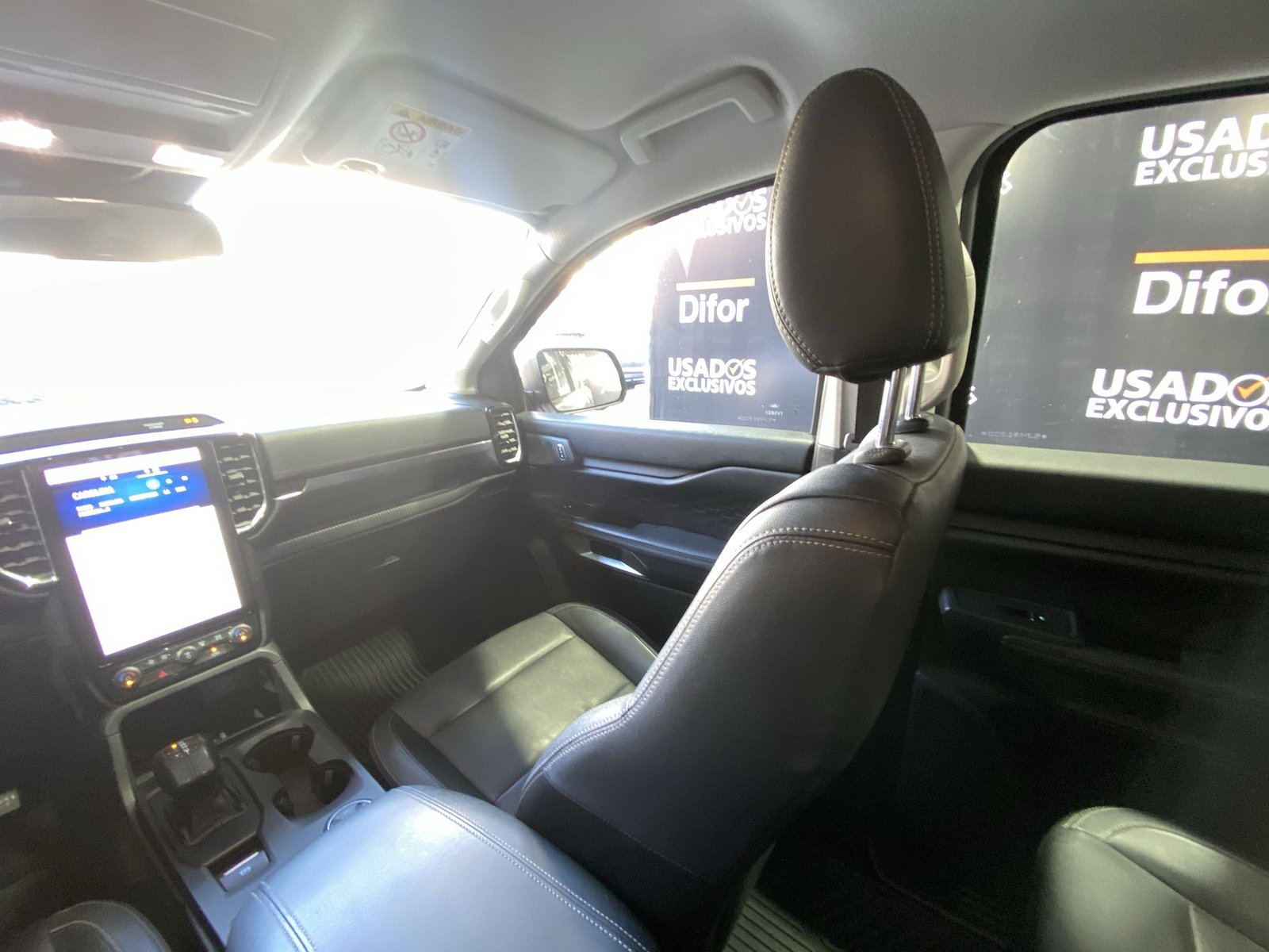 Ford RANGER LTD 4X4 3.0 AUT 2025 - Imagen 15 de 20