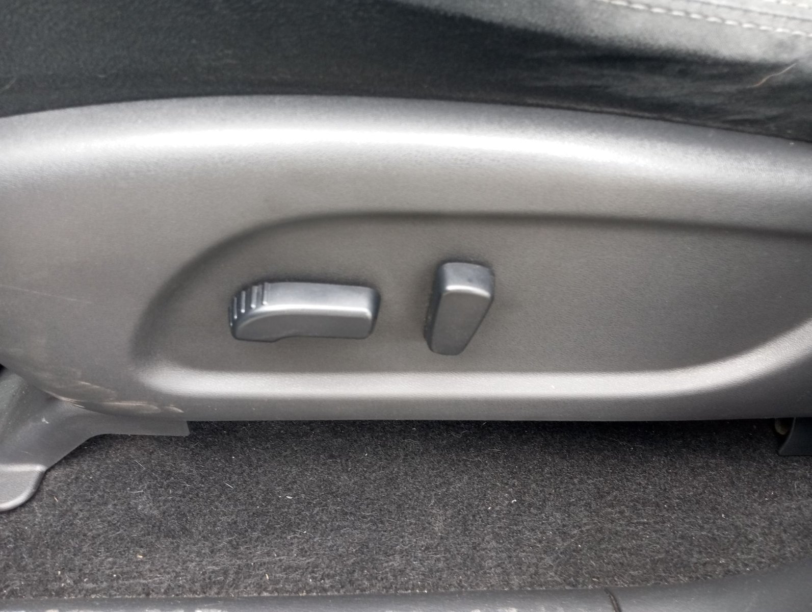 Nissan PATHFINDER SENSE 3.5 AUT 2016 - Imagen 18 de 20