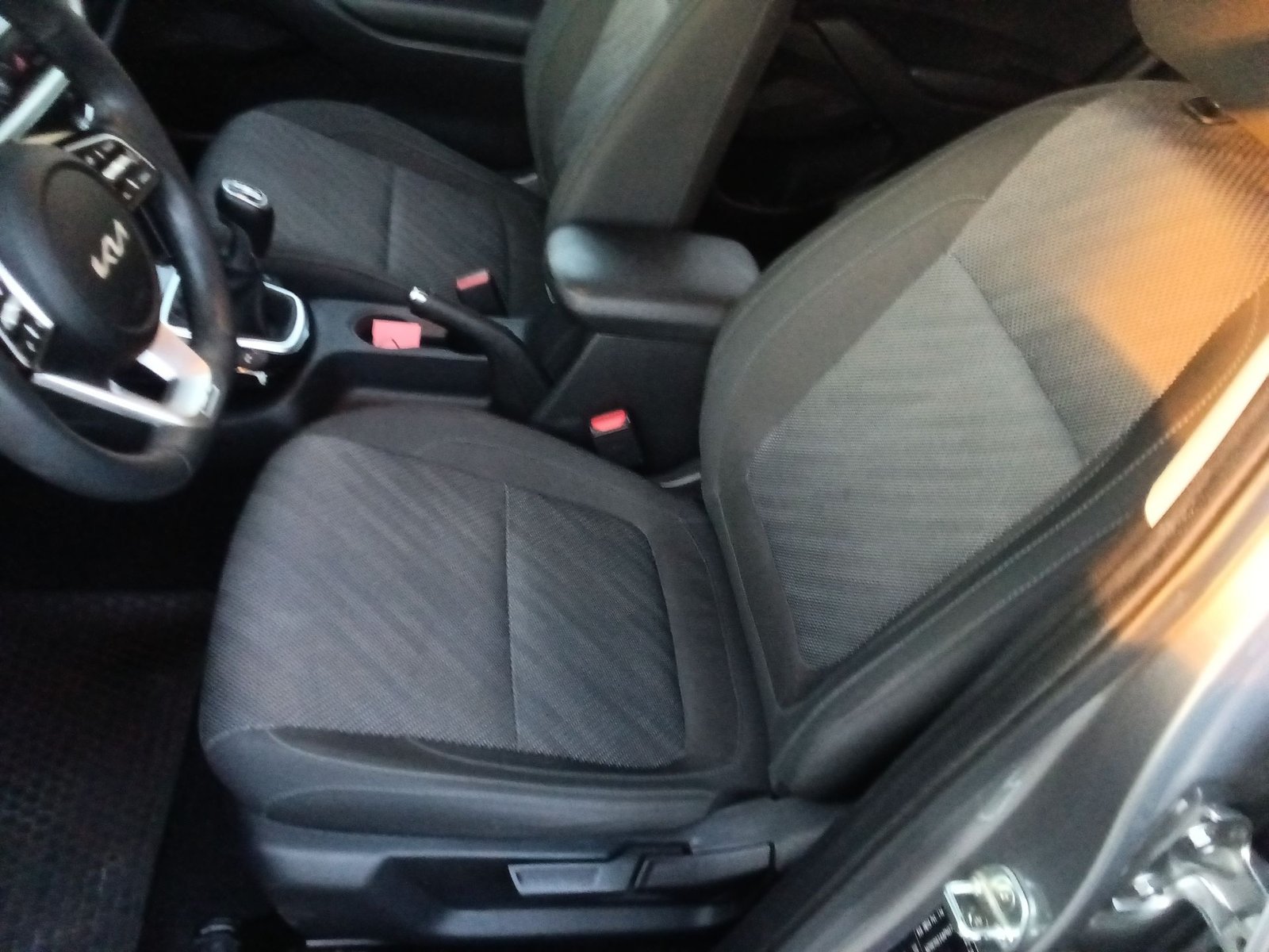 Kia SELTOS MPI 6MT 1.6 2023 - Imagen 17 de 20