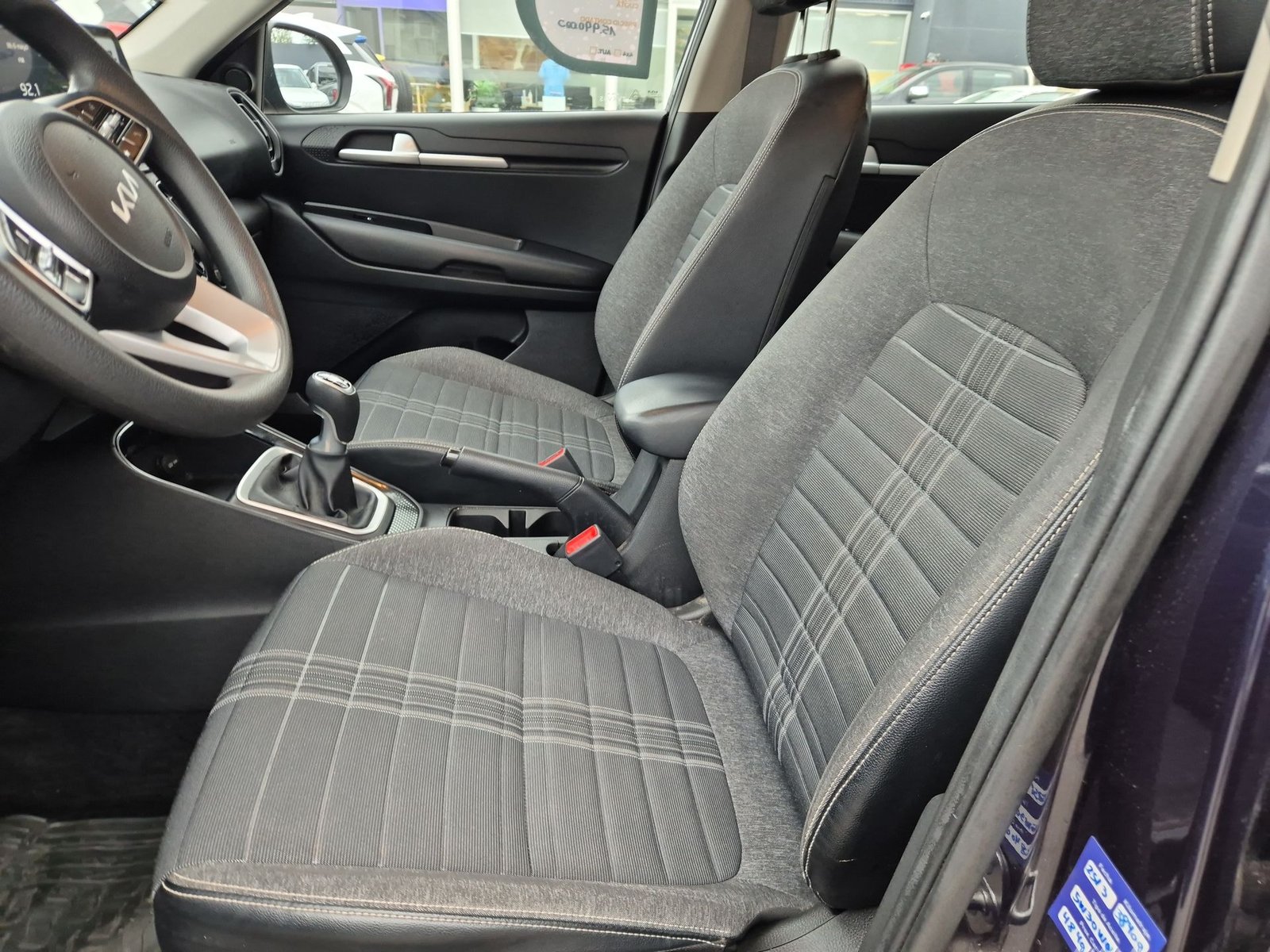 Kia SONET EX 4X2 MT 1.5 2025 - Imagen 15 de 20
