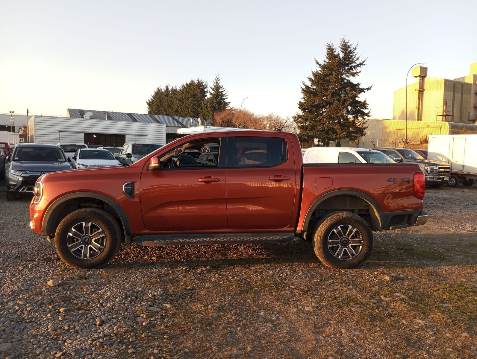 Ford RANGER XLT 4X4 2.0 2024 - Imagen 5 de 20