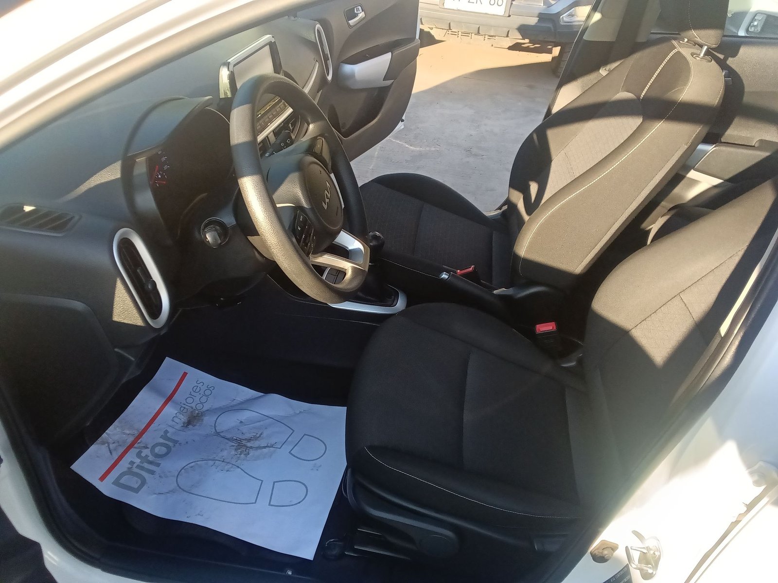 Kia MORNING MPI 1.2 2023 - Imagen 15 de 20