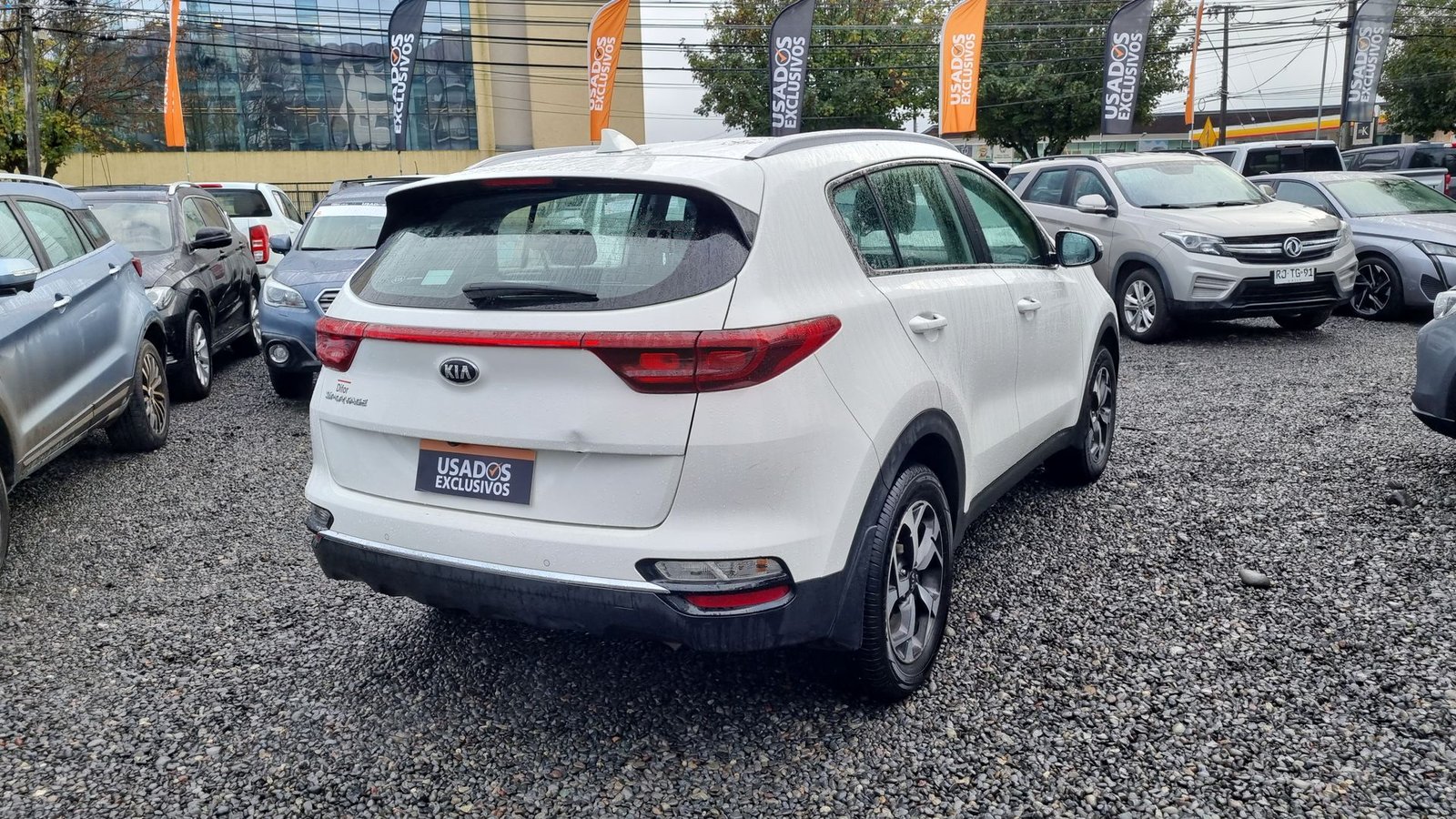 Kia SPORTAGE LX 2.0 2021 - Imagen 8 de 20