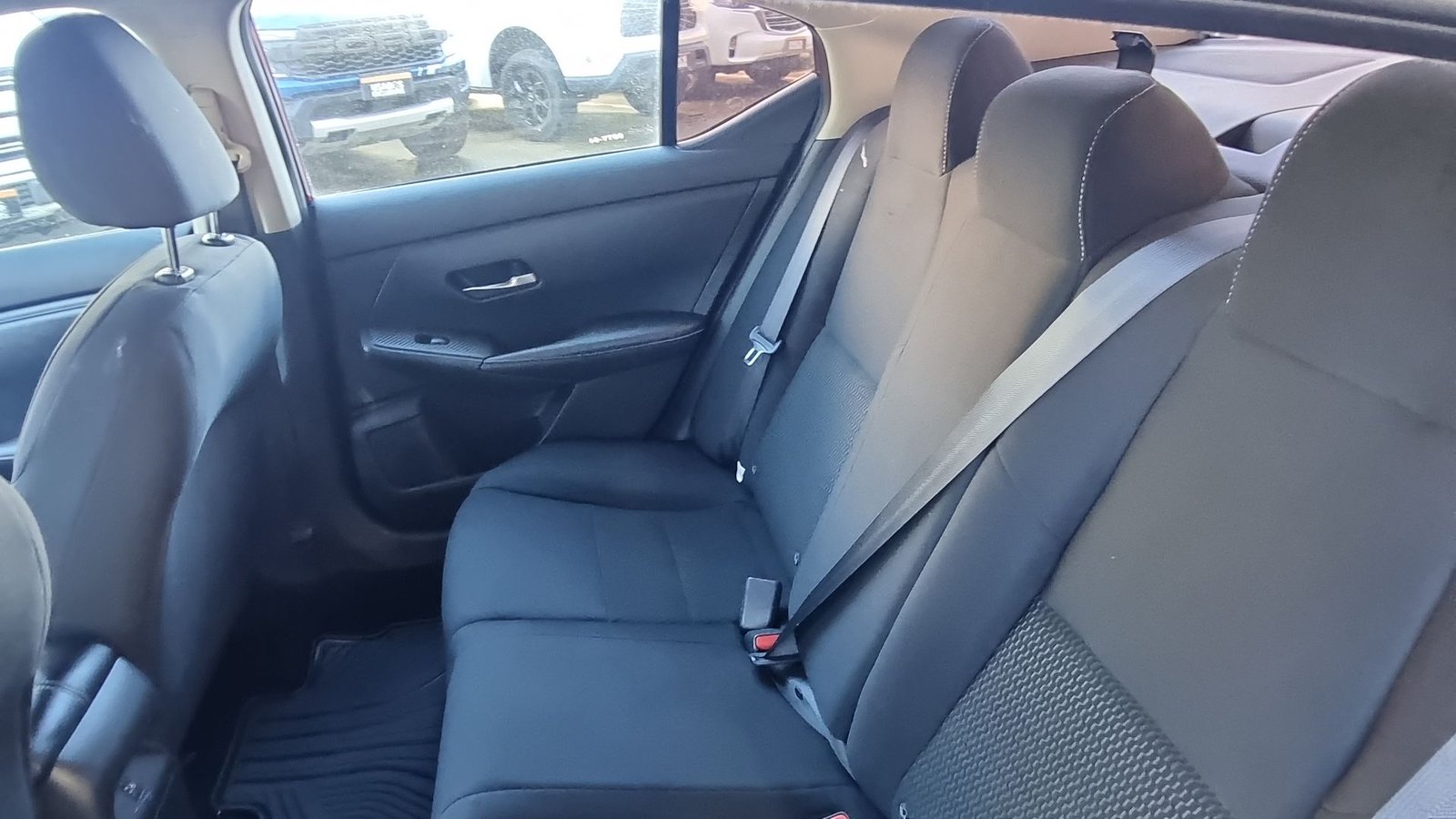 Nissan SENTRA MT 2.0 2023 - Imagen 17 de 20