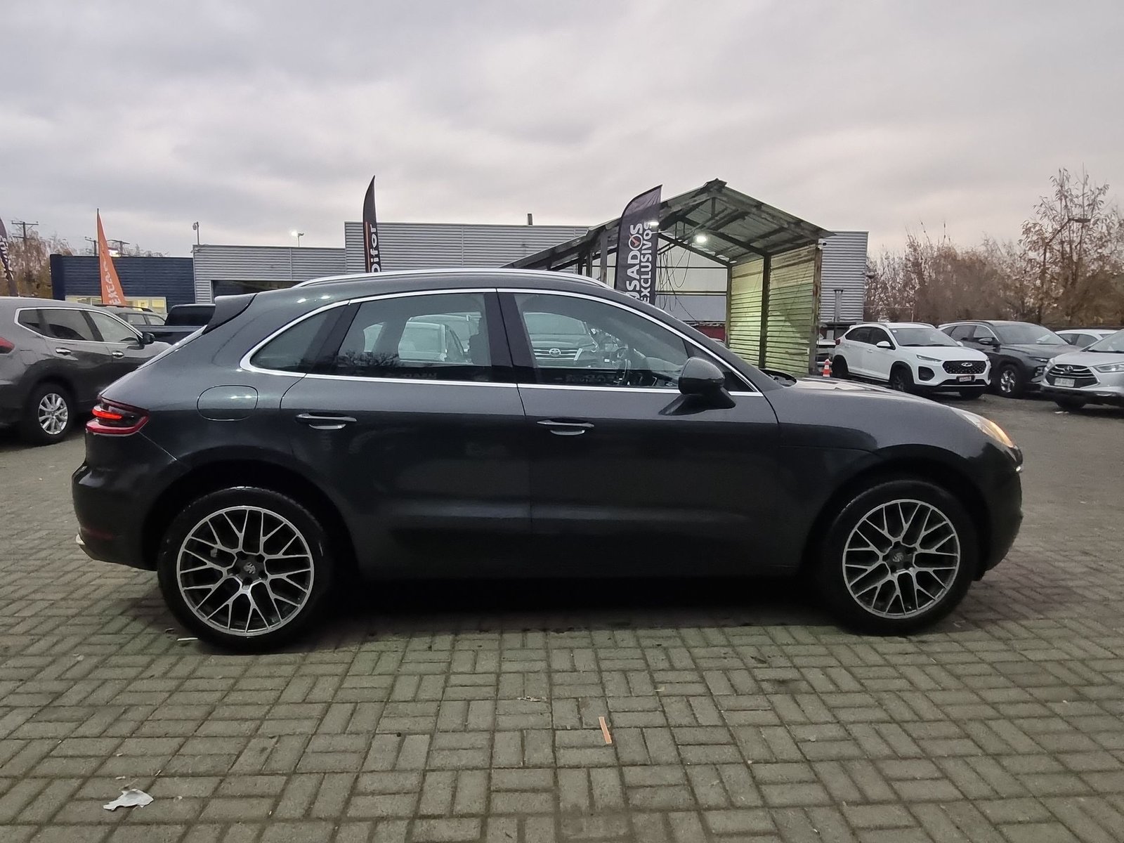 Porsche MACAN R4 AWD 2.0 AUT 2017 - Imagen 9 de 20