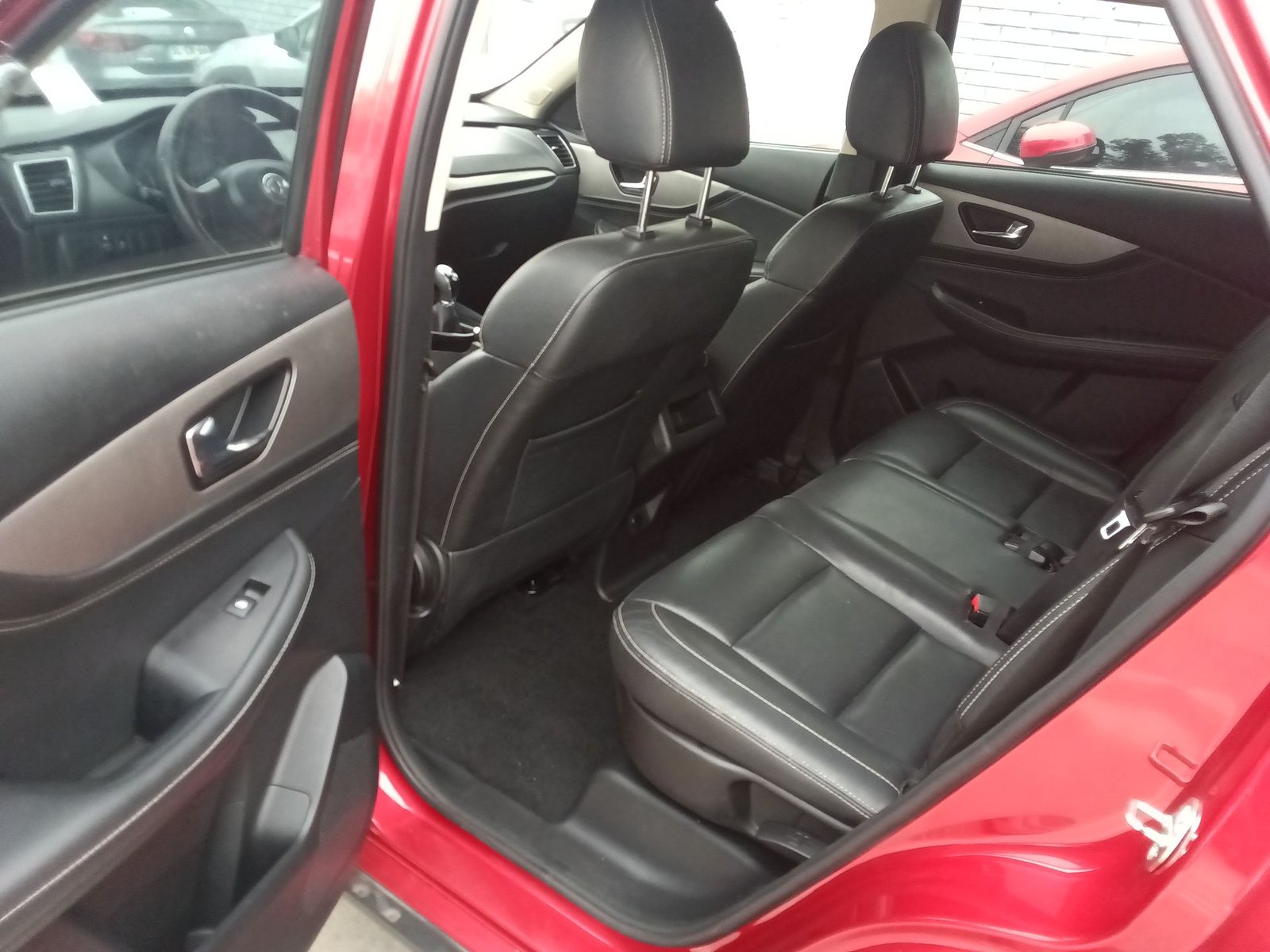 Dfsk 560 SUV 560 4X2 1.8 2024 - Imagen 14 de 20