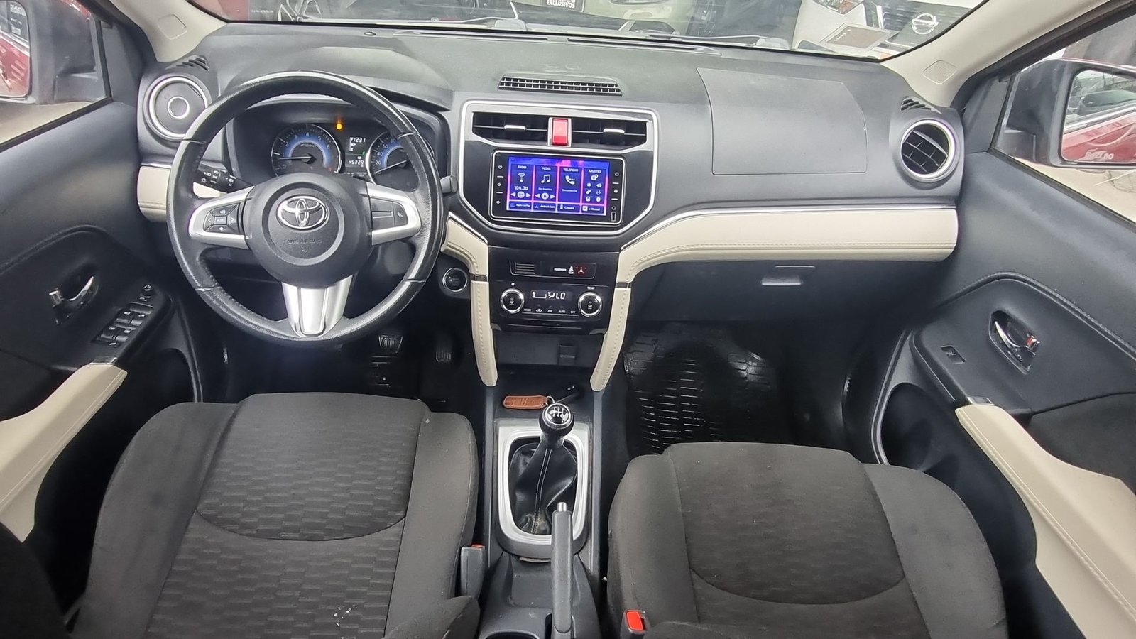 Toyota RUSH 1.5 2023 - Imagen 14 de 20
