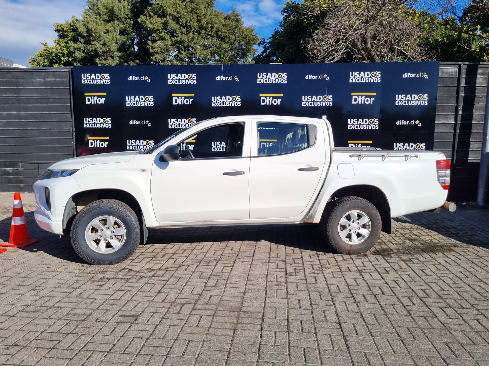 Mitsubishi L200 KATANA CRM 4X4 2.4 2022 - Imagen 5 de 20