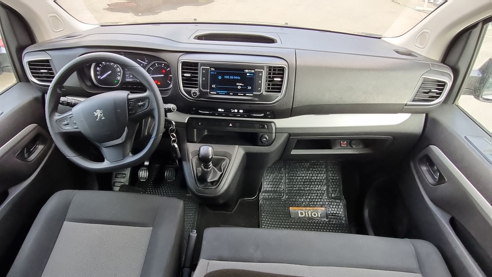 Peugeot TRAVELLER BLUEHDI 2.0 2024 - Imagen 14 de 20