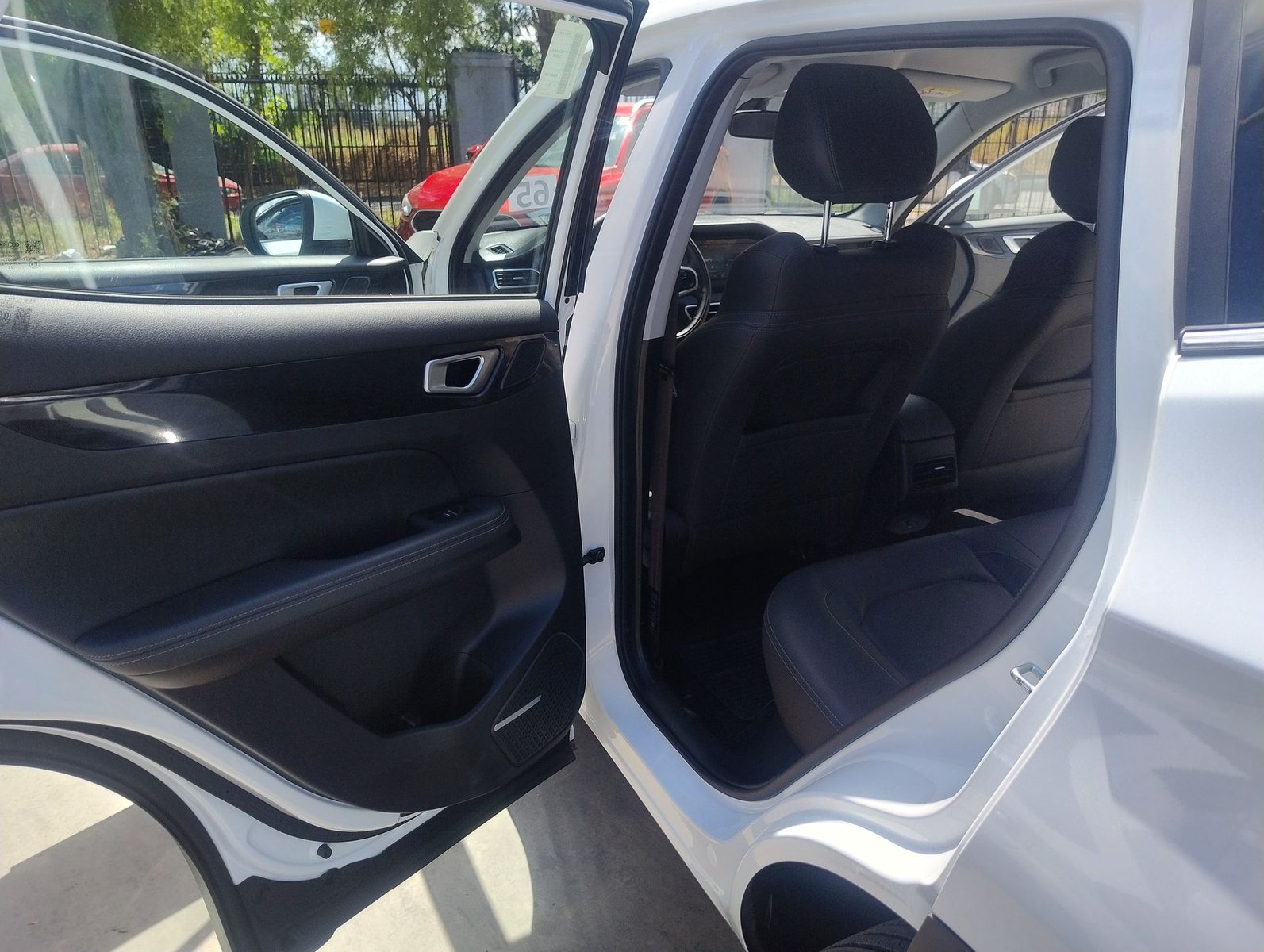 Kaiyi KYX3 CVT 1.5 AUT 2024 - Imagen 14 de 20
