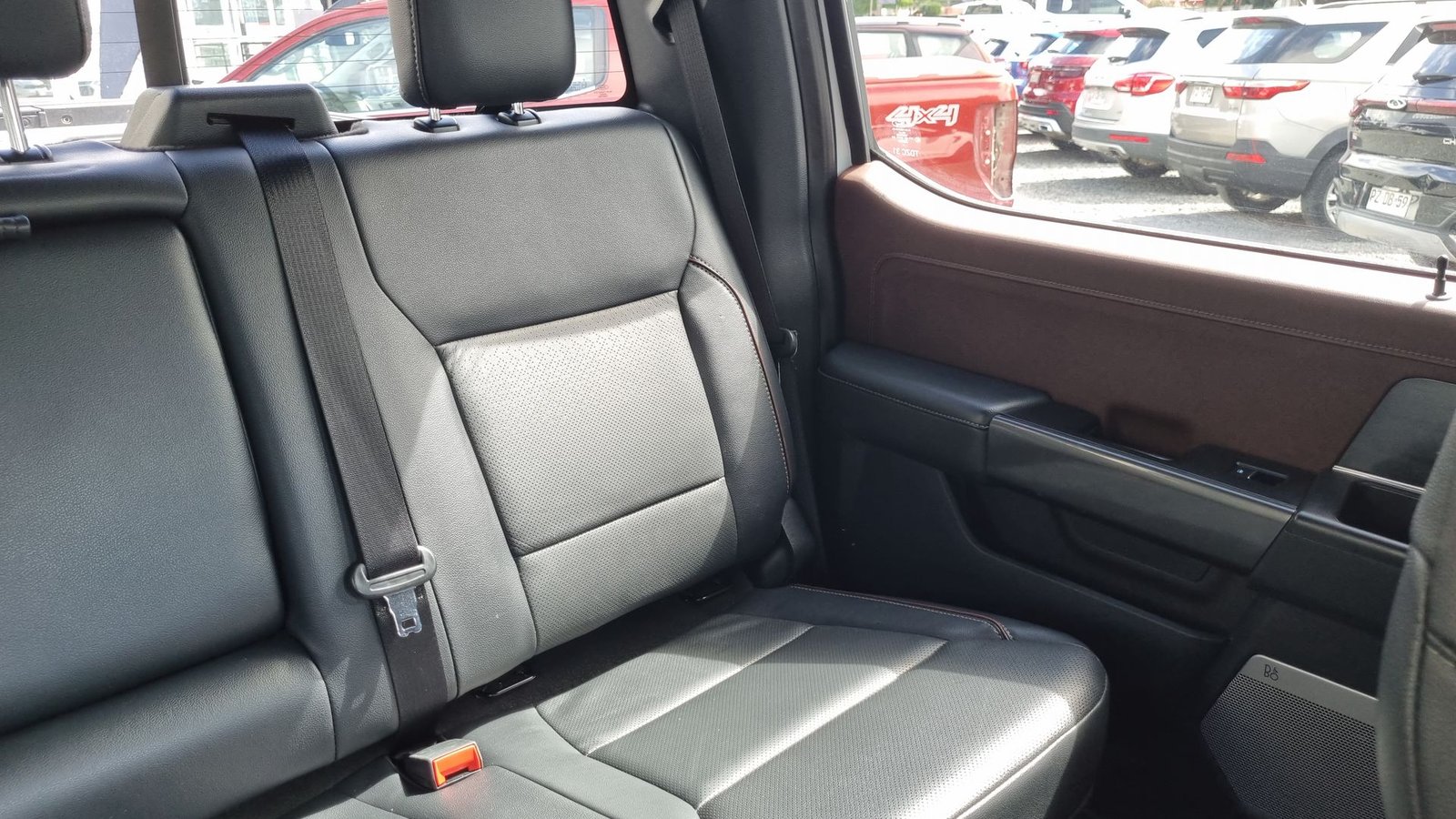 Ford F-150 F150 LARIAT SPORT 4X4 5.0L AUT 2024 - Imagen 15 de 20