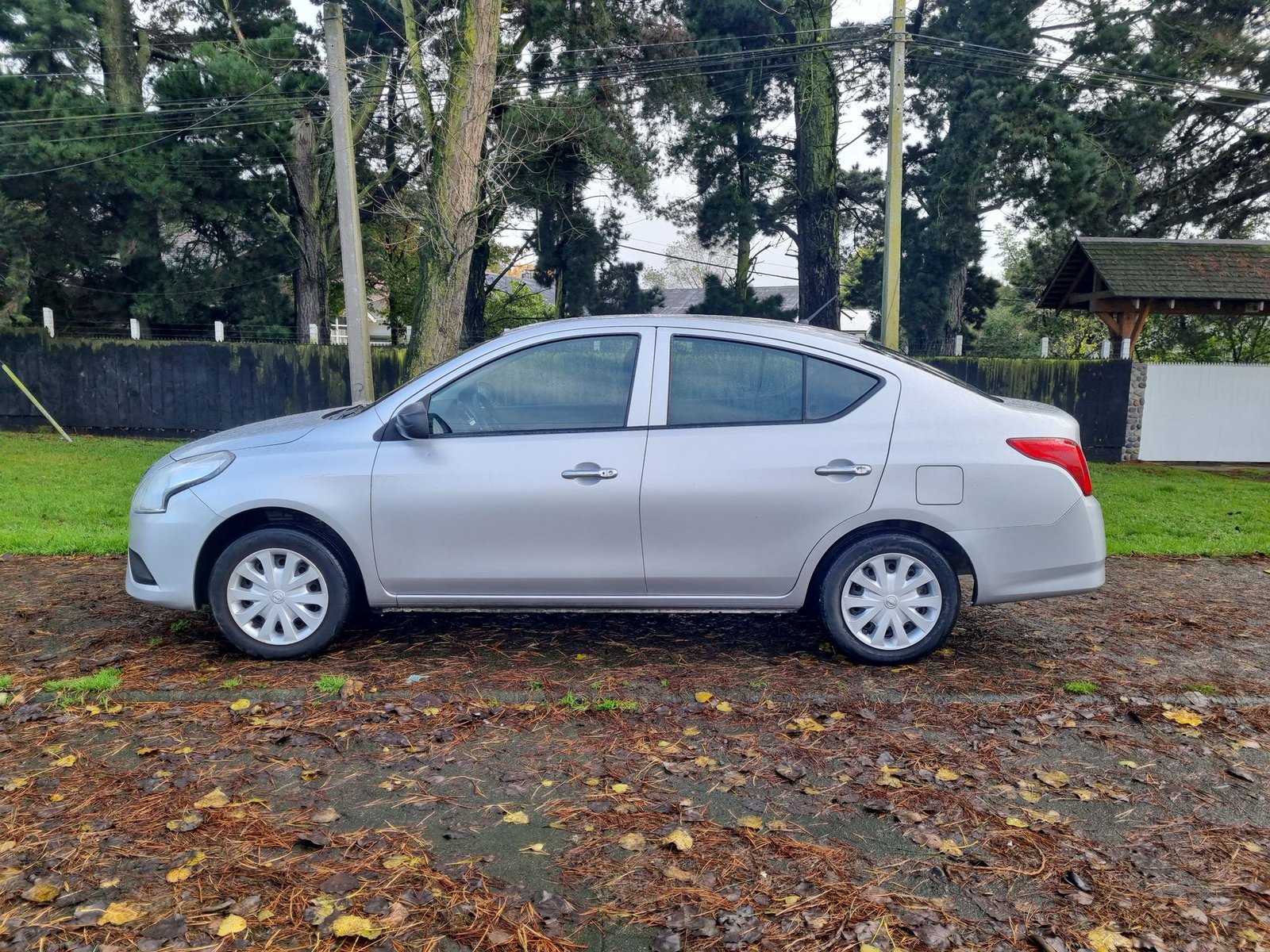 Nissan VERSA SEDAN 1.6 2021 - Imagen 13 de 20