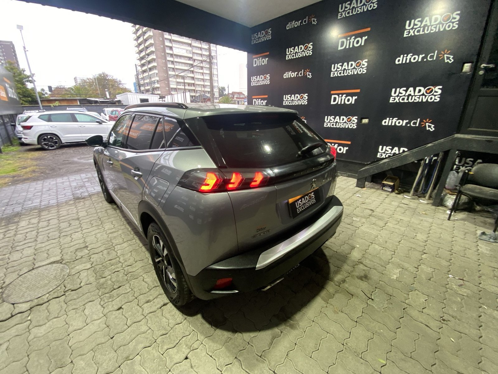 Peugeot 2008 PURETECH 130 4X2 1.2 2023 - Imagen 8 de 20