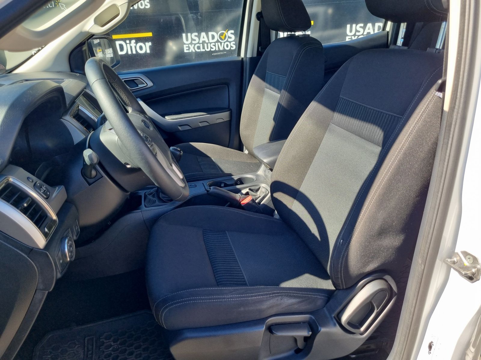 Ford RANGER DCAB XLT 3.2 2023 - Imagen 17 de 20