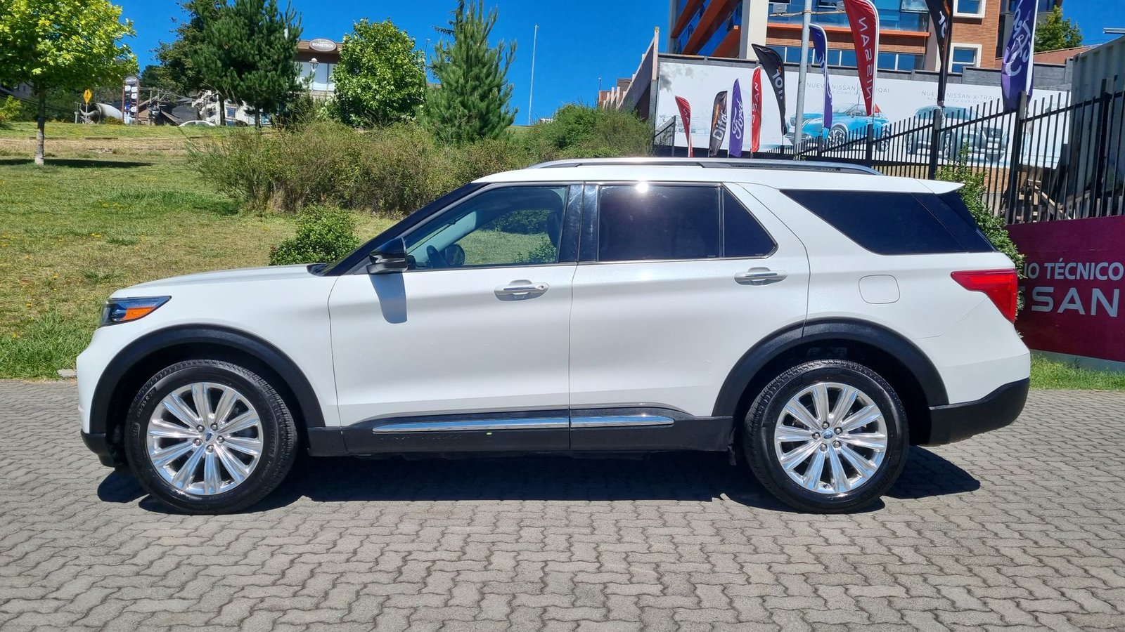 Ford EXPLORER 4WD 2.3 AUT 2024 - Imagen 6 de 20