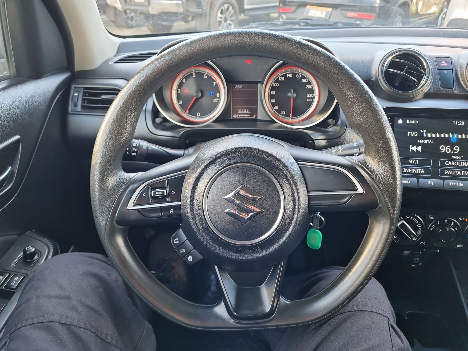 Suzuki SWIFT GL SPORT 1.2 2024 - Imagen 20 de 20