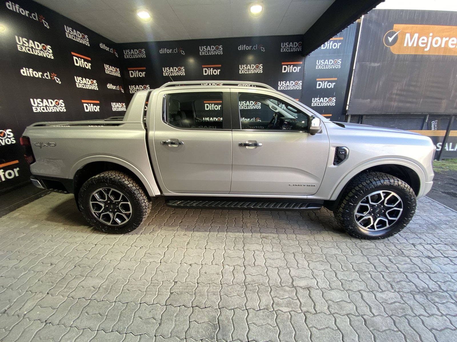 Ford RANGER LTD 4X4 3.0 AUT 2025 - Imagen 12 de 20