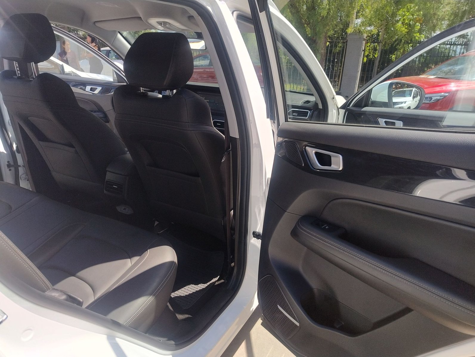 Kaiyi KYX3 CVT 1.5 AUT 2024 - Imagen 12 de 20