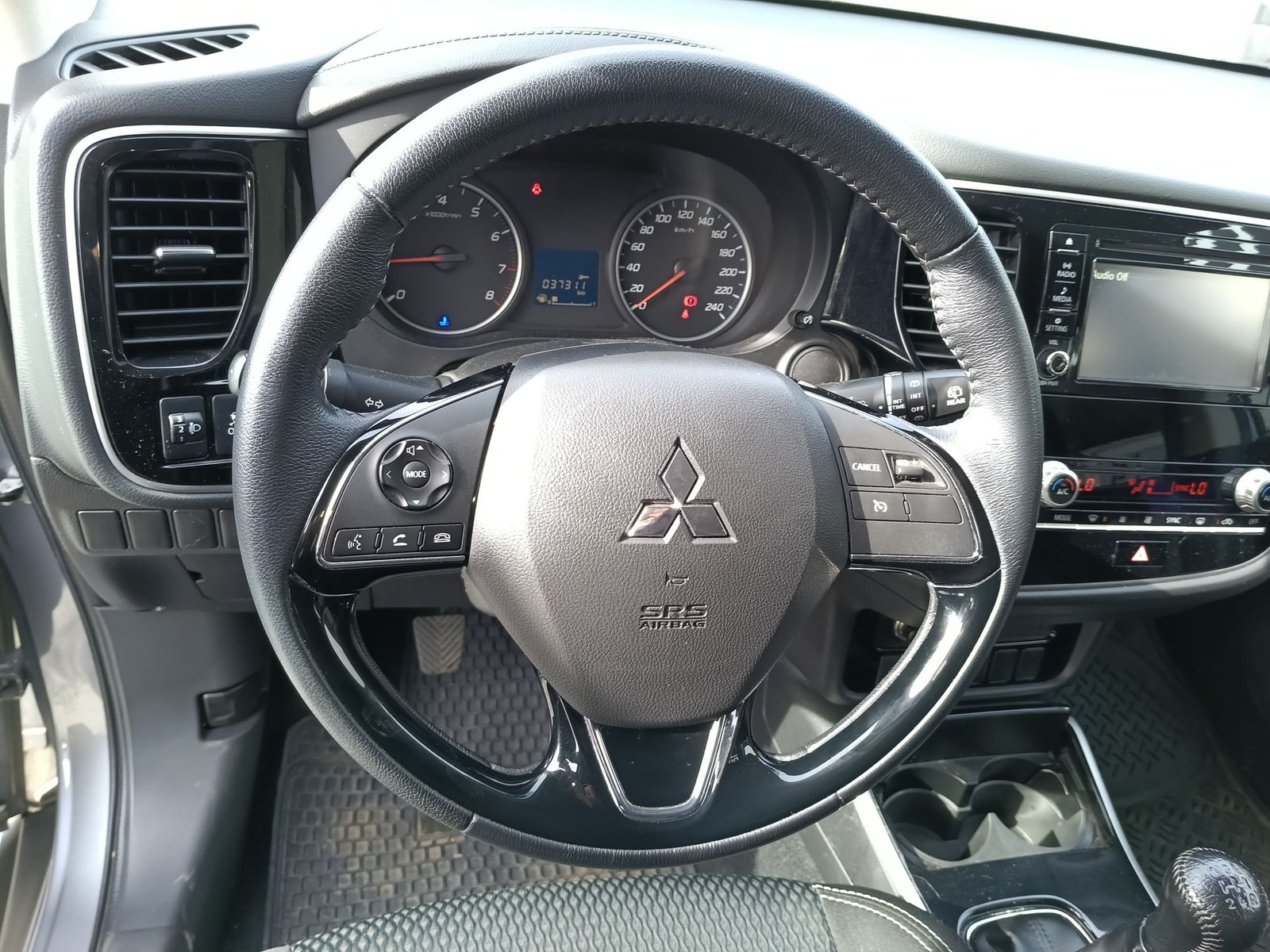 Mitsubishi OUTLANDER 2022 - Imagen 19 de 20
