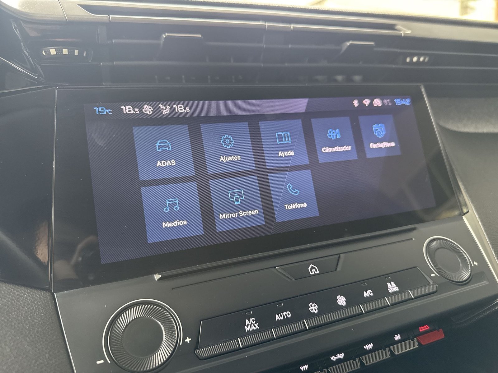 Peugeot 308 BLUEHDI 1.5 AUT 2024 - Imagen 18 de 20