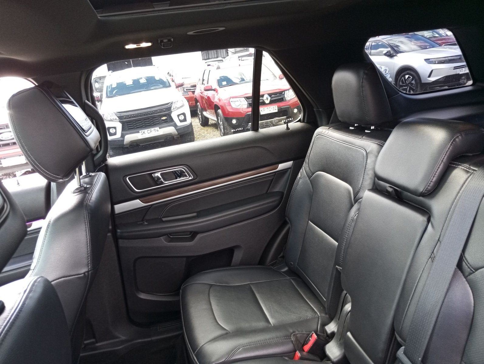 Ford EXPLORER LTD 4X4 2.3 AUT 2019 - Imagen 10 de 15