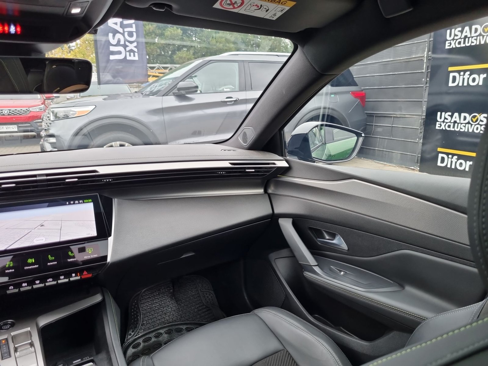 Peugeot 308 PURETECH 1.2 AUT 2024 - Imagen 11 de 20