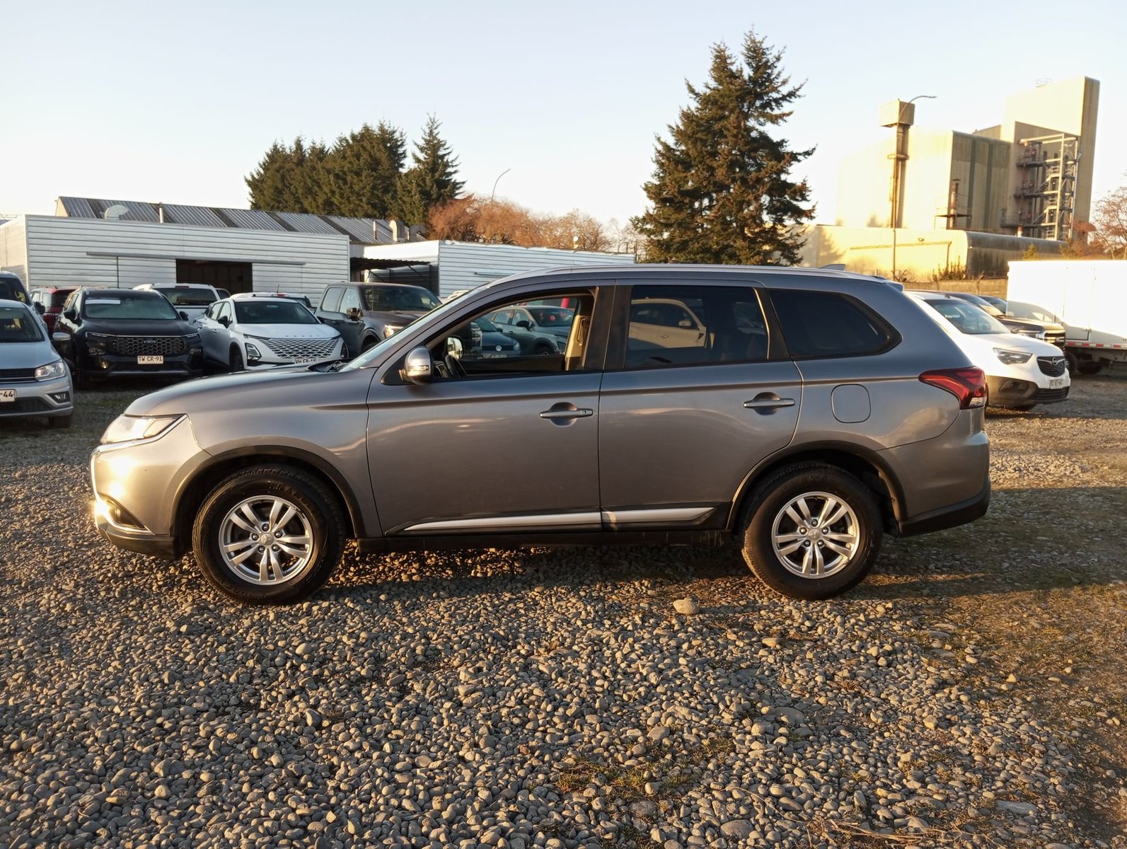 Mitsubishi OUTLANDER NEW OUTLANDER 2.0 AUT 2019 - Imagen 5 de 20