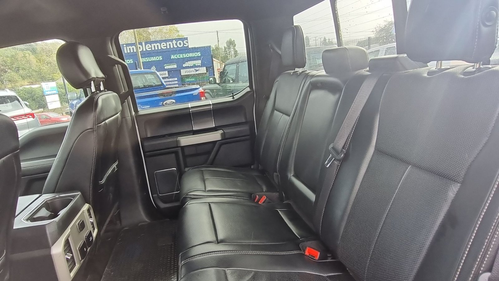 Ford F-150 F150 LARIAT SPORT DCAB 4X4 5.0 AUT 2018 - Imagen 17 de 20