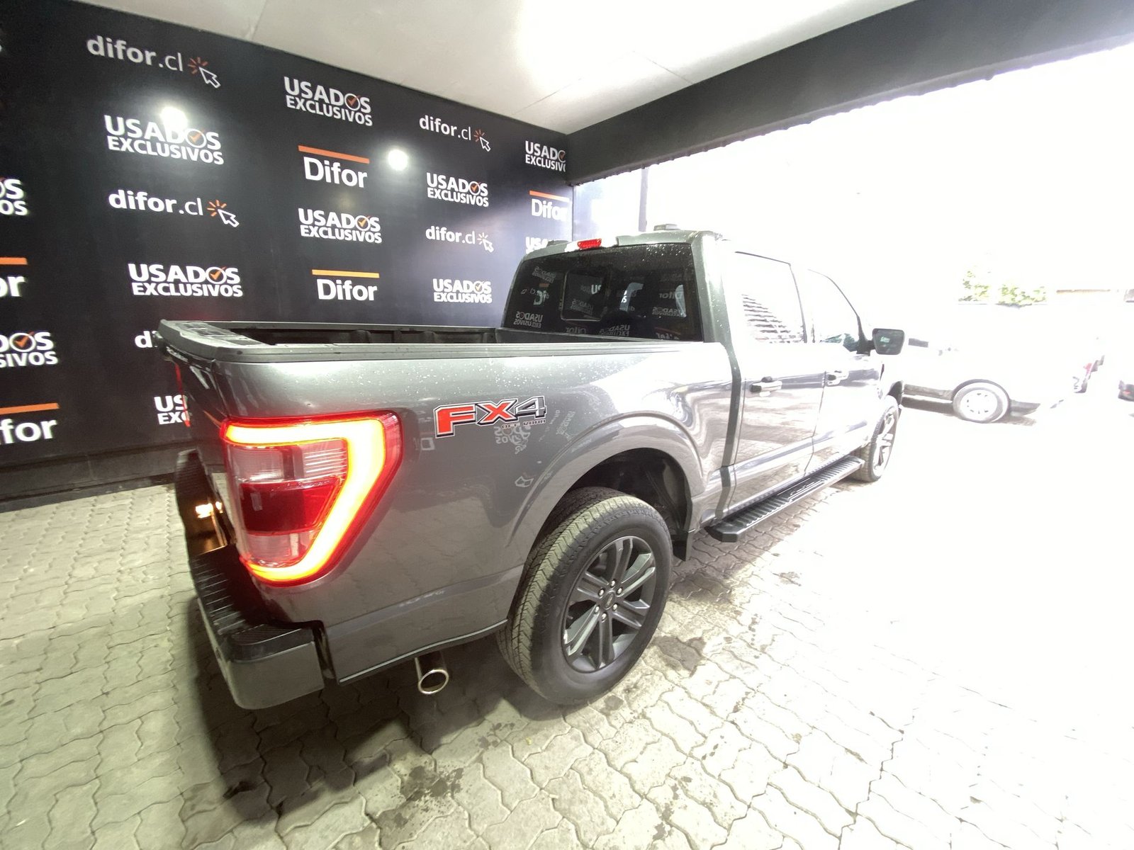 Ford F-150 F150 LARIAT SPORT 4X4 5.0L AUT 2024 - Imagen 10 de 20