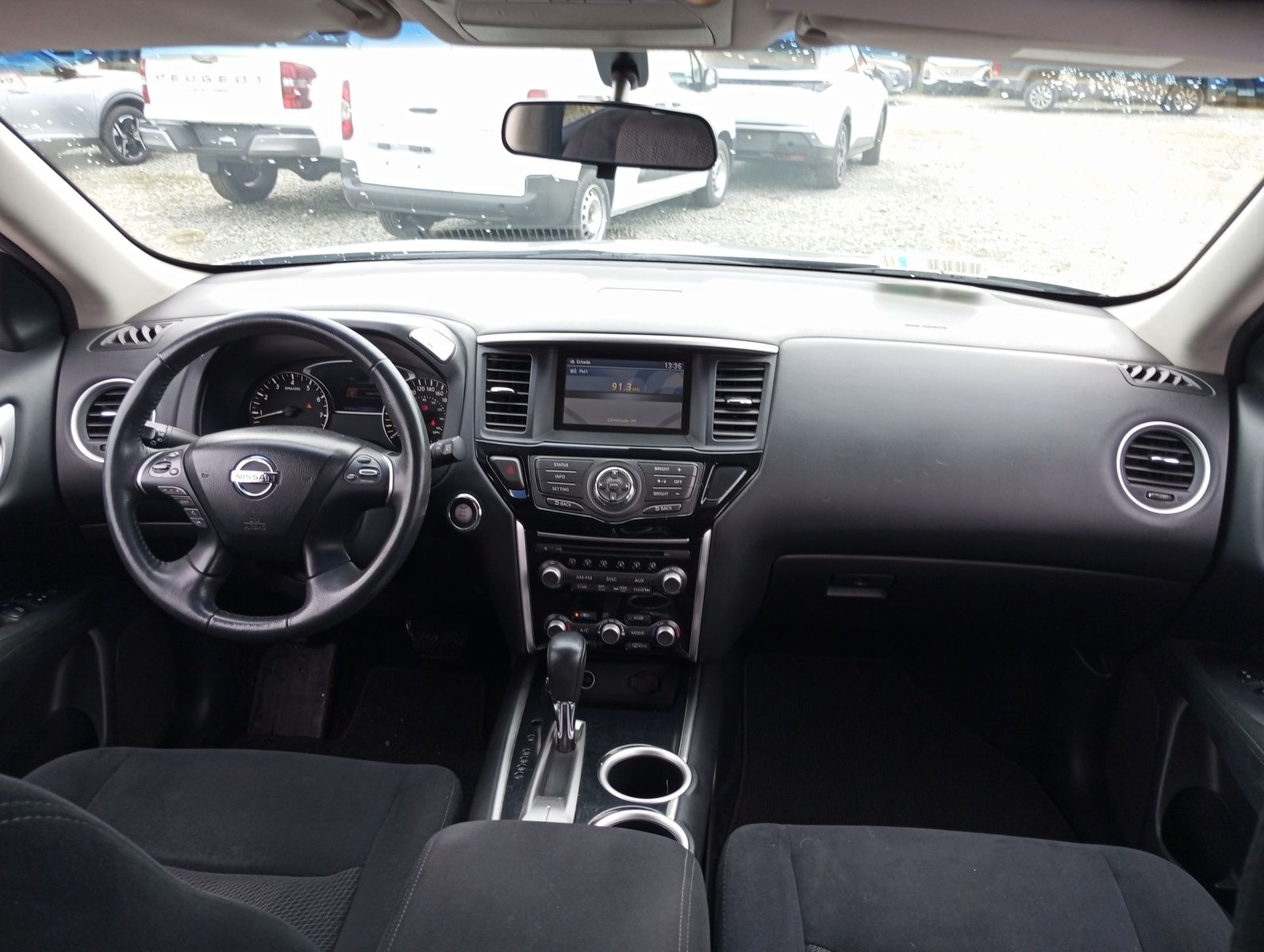 Nissan PATHFINDER SENSE 3.5 AUT 2016 - Imagen 14 de 20