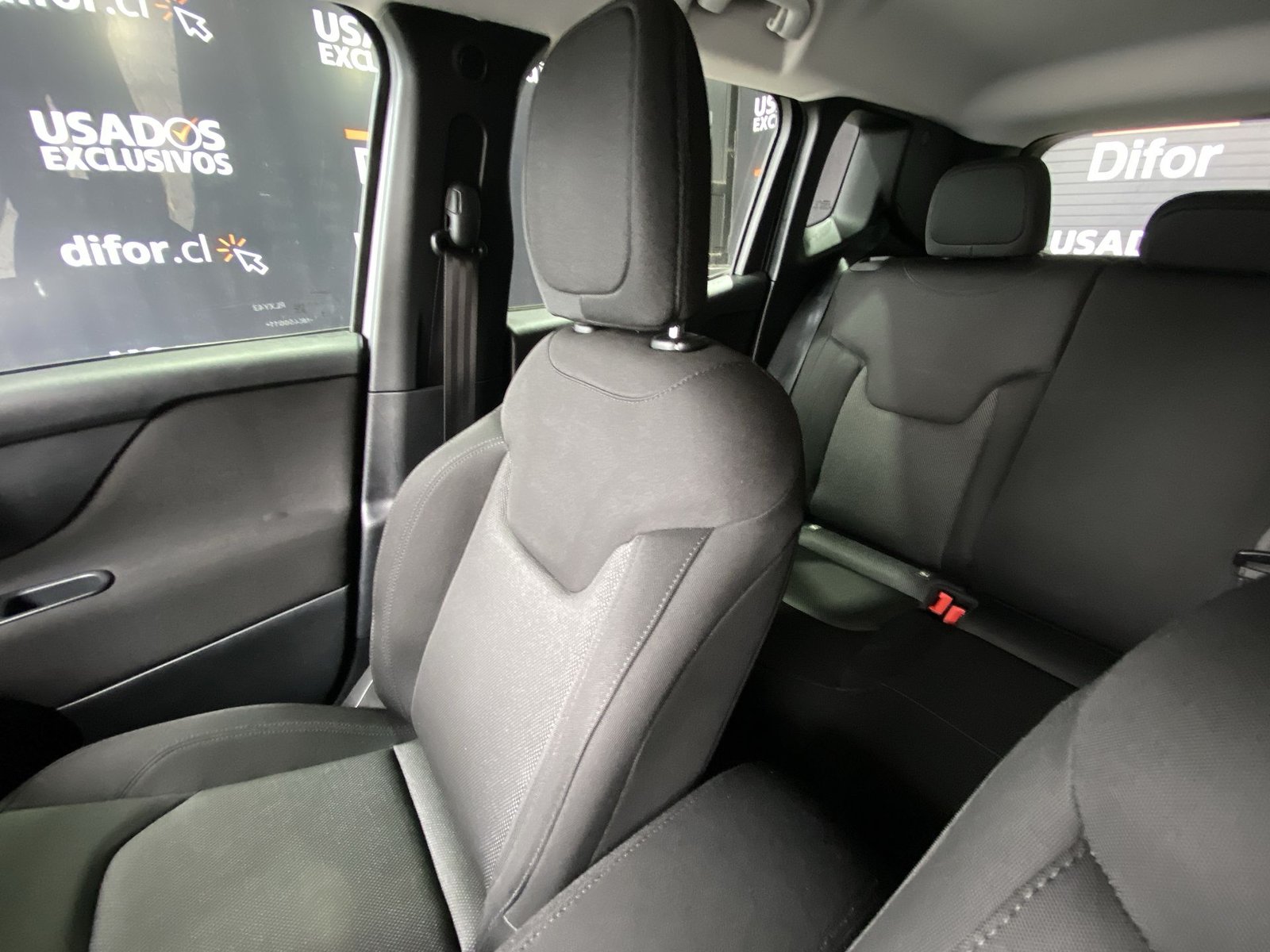 Jeep RENEGADE SPORT LX 1.8 2022 - Imagen 17 de 20