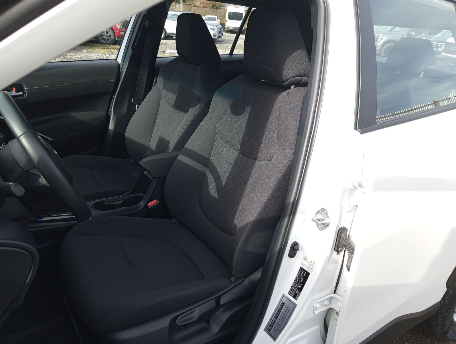 Toyota COROLLA CROSS HEV 1.8 AUT 2025 - Imagen 17 de 20