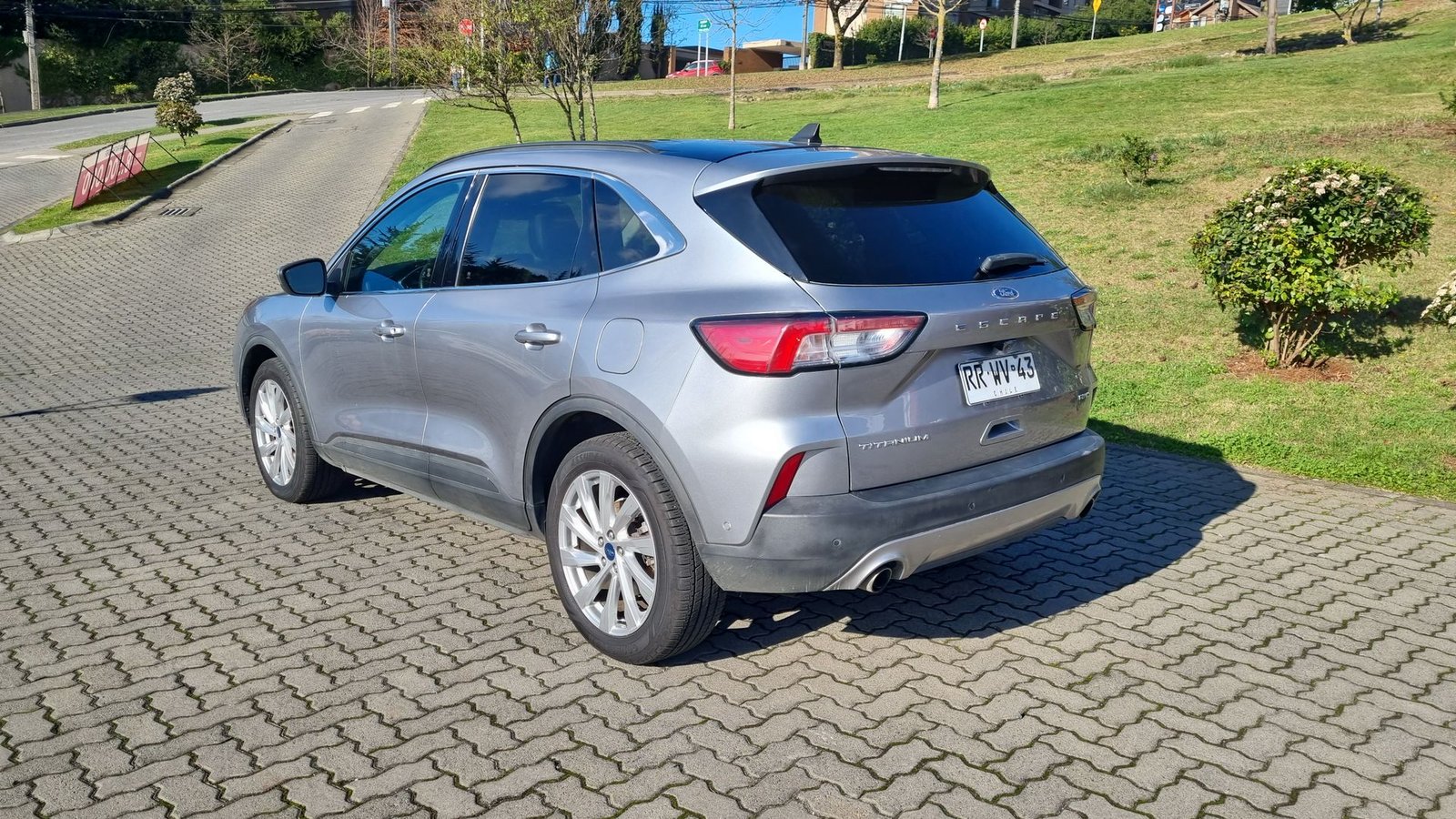 Ford ESCAPE AWD 2.0 AUT 2022 - Imagen 8 de 15