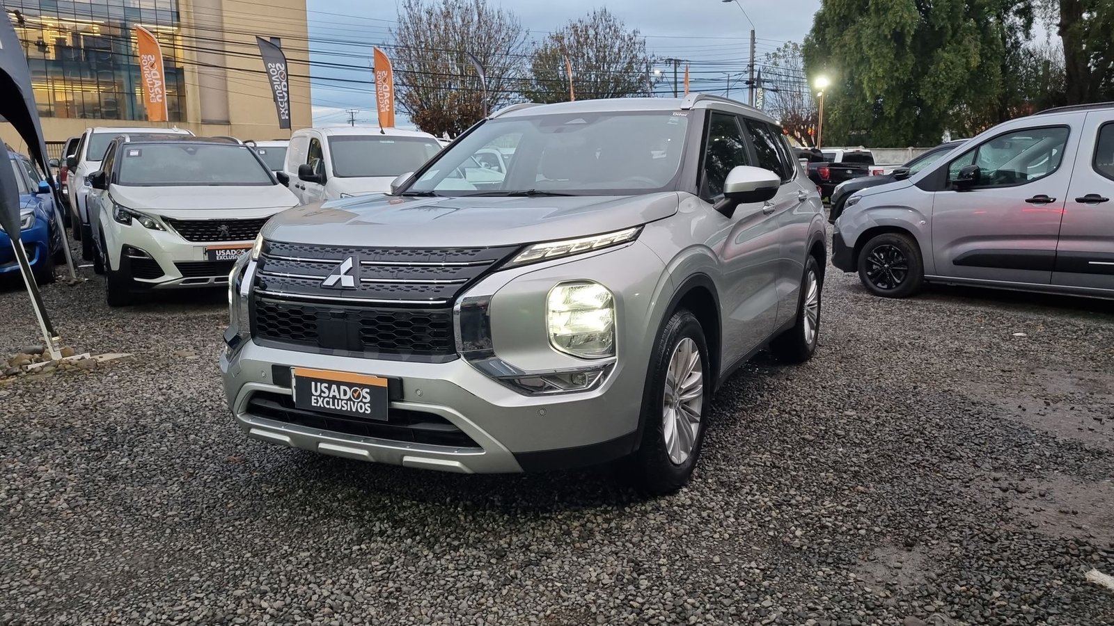 Mitsubishi OUTLANDER 2023 - Imagen 4 de 20