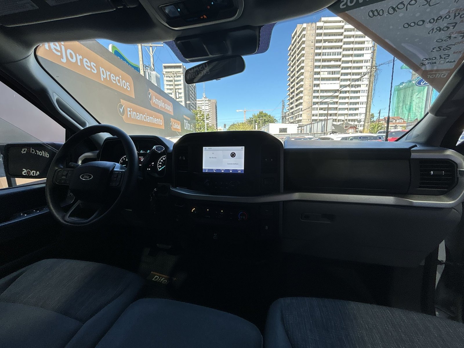 Ford F-150 2023 - Imagen 14 de 20