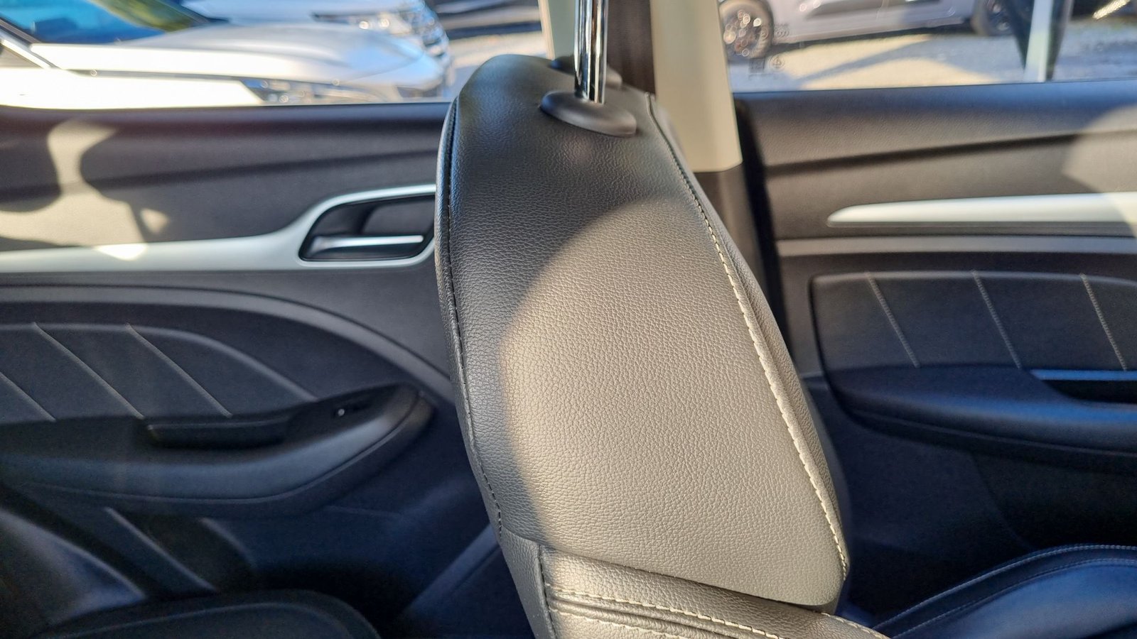 Mg ZS 1.5L AUT 2023 - Imagen 16 de 20