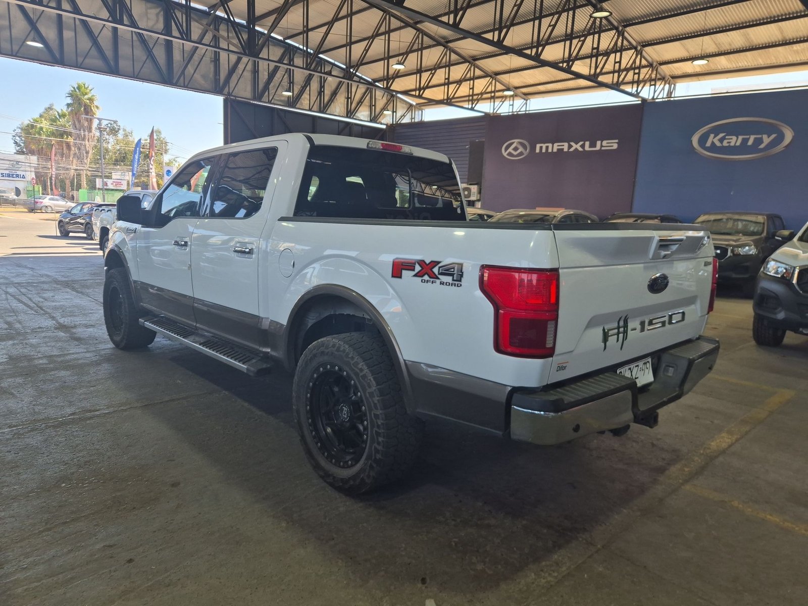 Ford F-150 F150 LARIAT 4X4 5.0 AT 2021 - Imagen 7 de 20