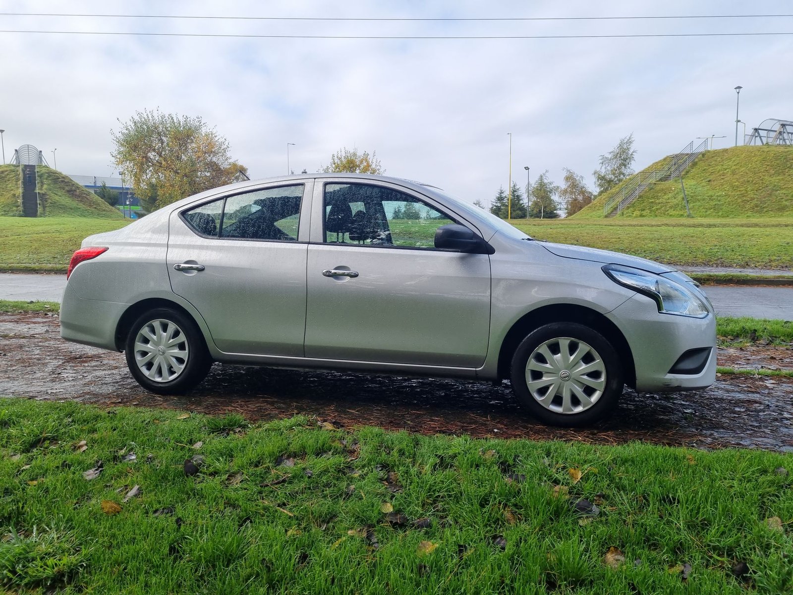 Nissan VERSA SEDAN 1.6 2021 - Imagen 6 de 20