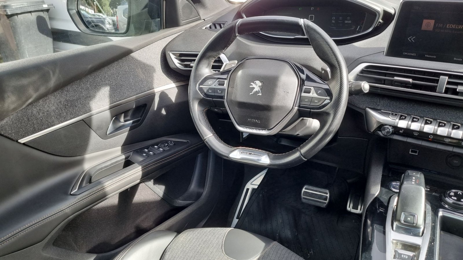 Peugeot 5008 2018 - Imagen 17 de 20