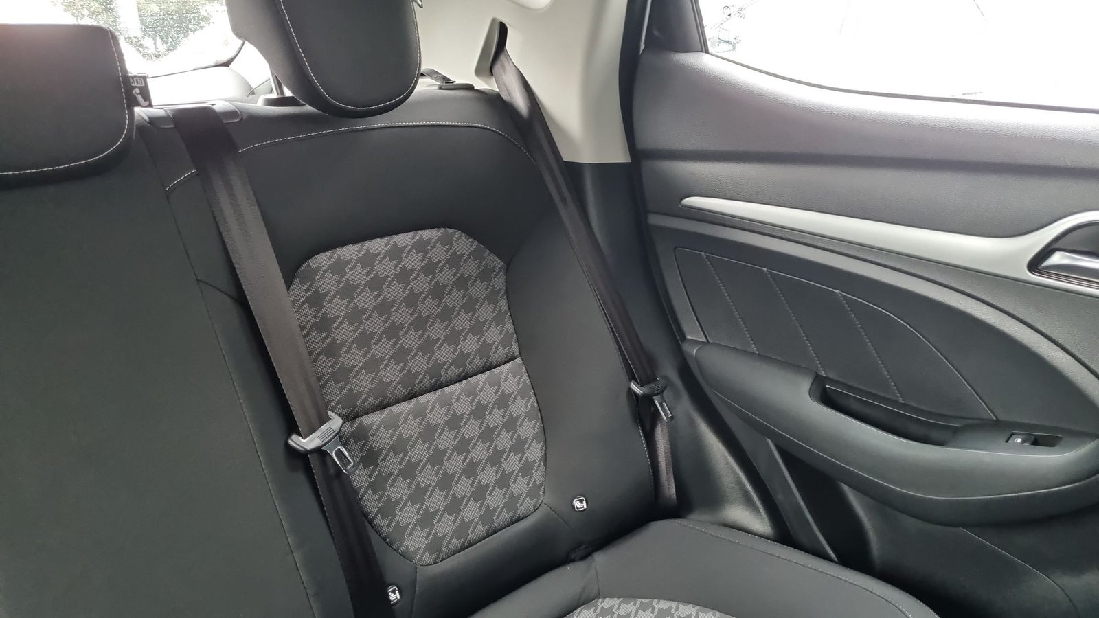 Mg ZS 2023 - Imagen 15 de 20