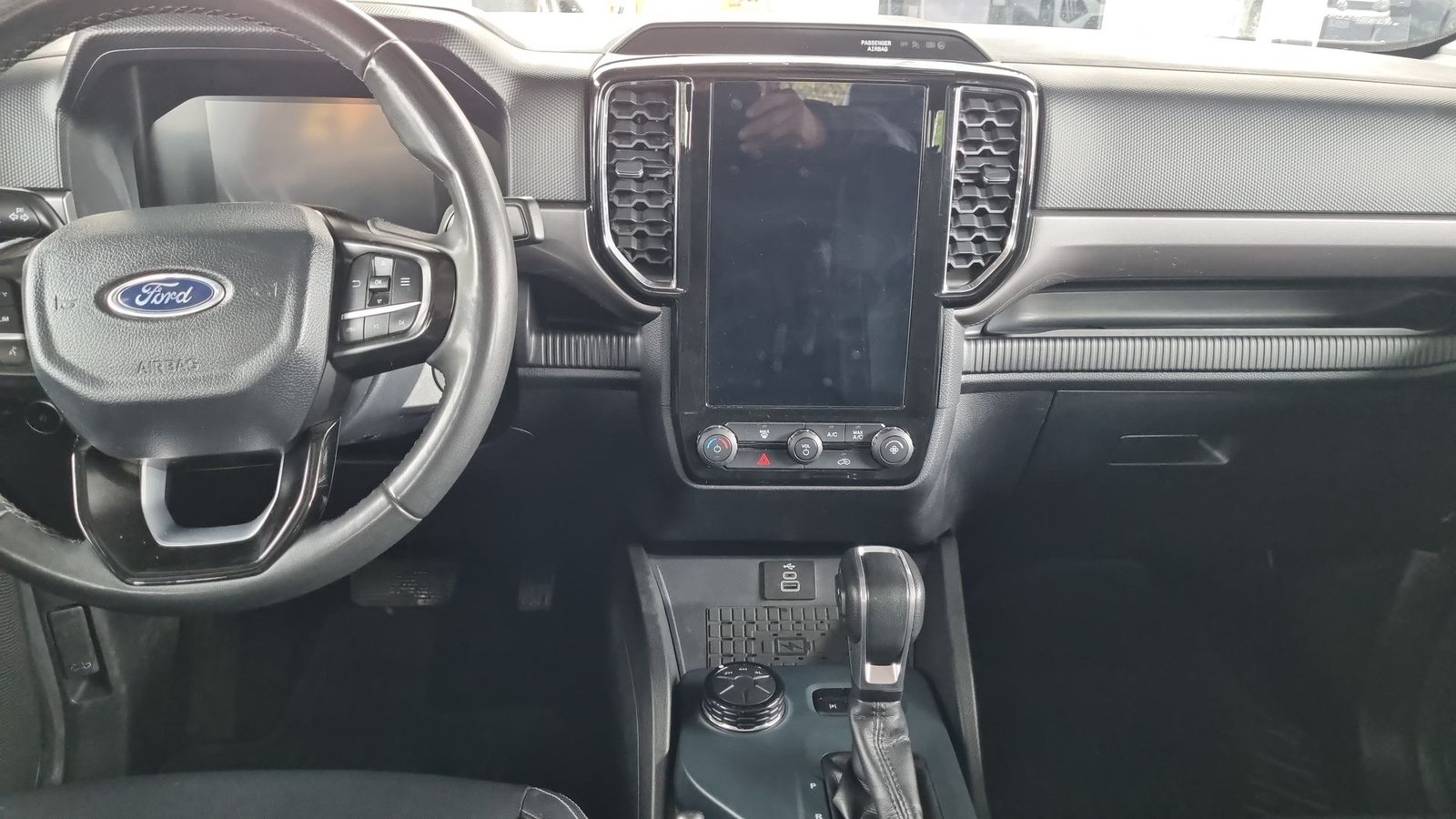 Ford RANGER XLT 4X4 2.0 AUT 2024 - Imagen 10 de 20