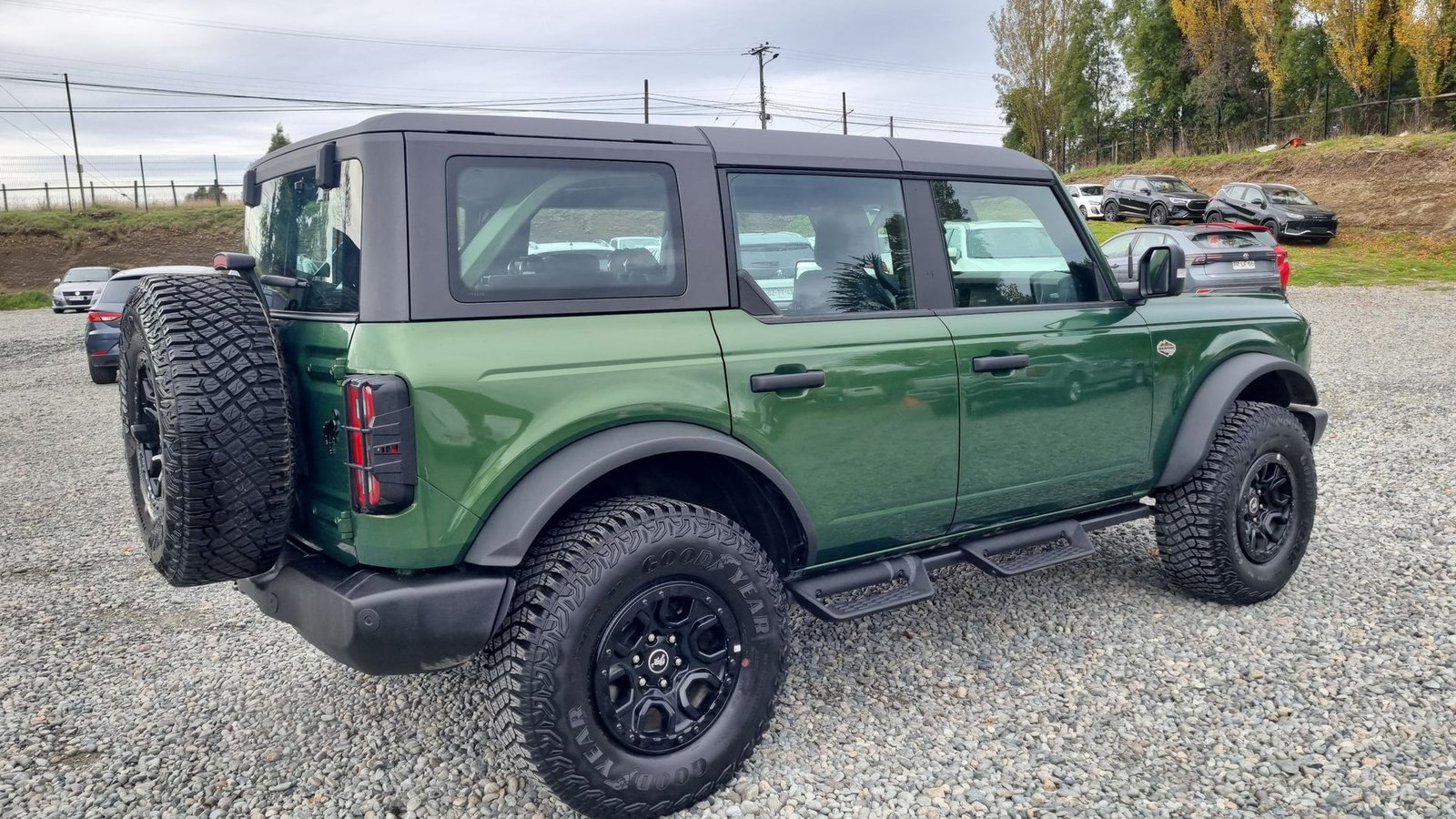 Ford BRONCO WILDTRAK 4X4 2.7 AUT 2025 - Imagen 3 de 20